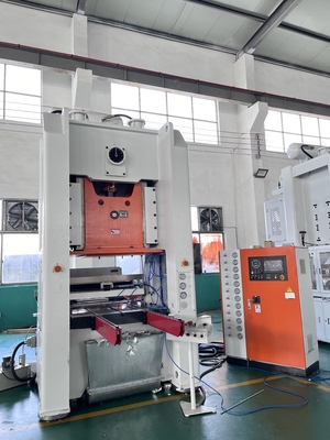 購入 LK-T80 Food Container Aluminum Foil Punching Automatic Mitsubishi PLC Making Machine online manufacture