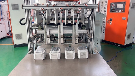 アルミホイール食品容器 シエメンズモーターズ 4つの空洞容量を持つH型製造機械