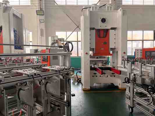 アルミ箔容器製造機 リサイクル可能 スムーズウォール 長方形 金属包装